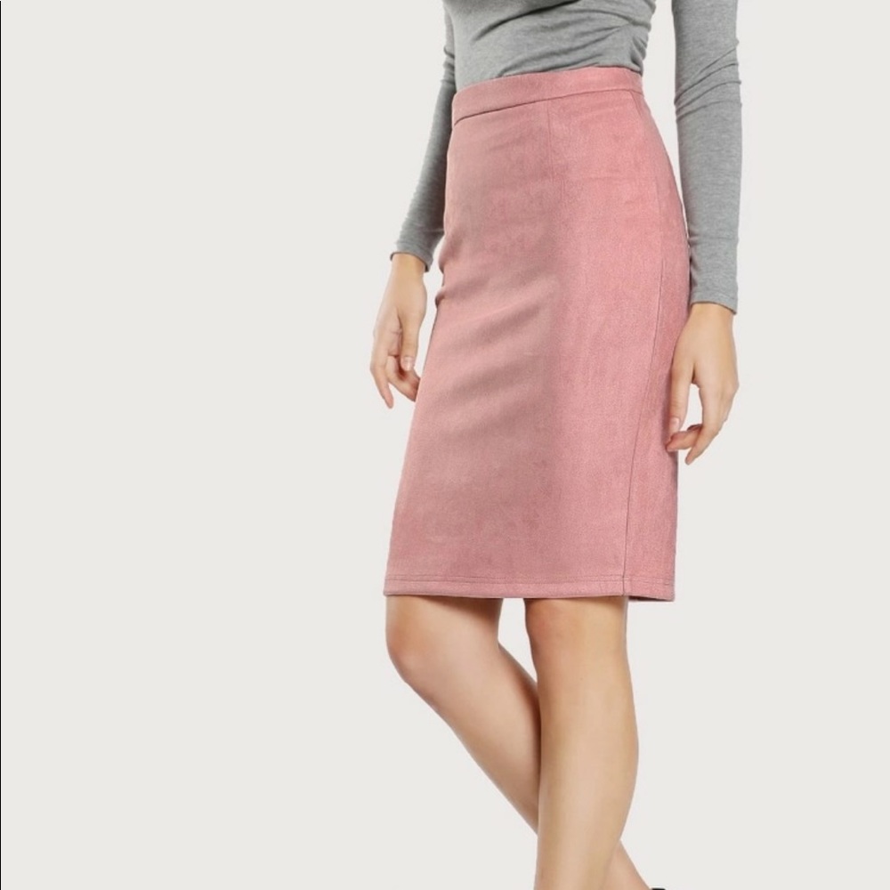 🆕Soft suede pink high waist zip back penci…